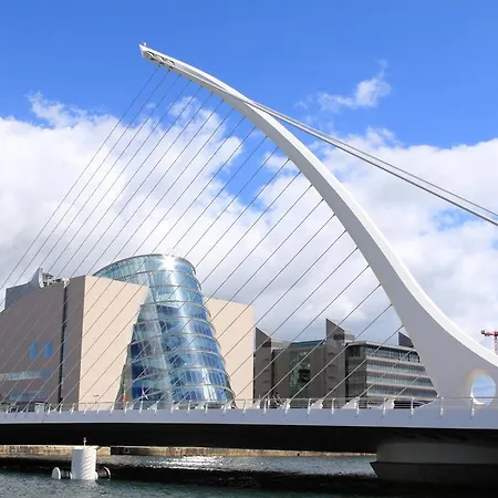 Stylish In Exclusive Neighborhood Apartamento Dublin